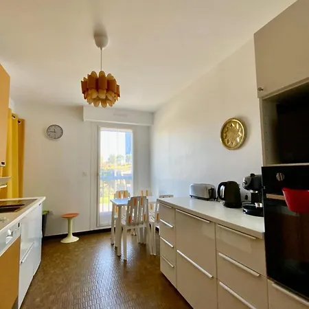 Le Marianne- 3 Bedrooms And Fully Air-conditioned! *