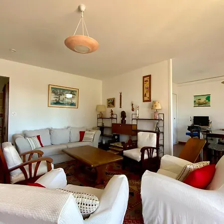 Le Marianne- 3 Bedrooms And Fully Air-conditioned! Holiday home
