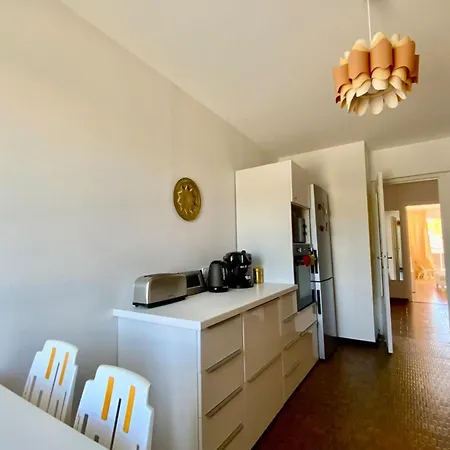 Le Marianne- 3 Bedrooms And Fully Air-conditioned! Holiday home *