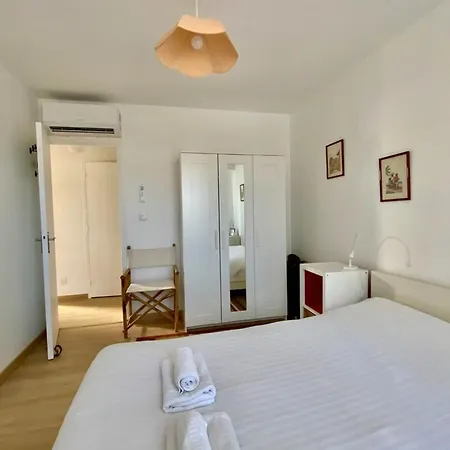 Le Marianne- 3 Bedrooms And Fully Air-conditioned! *